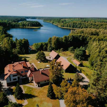Kwatera W Lesniczowce Czarne Karszanek Exteriör bild